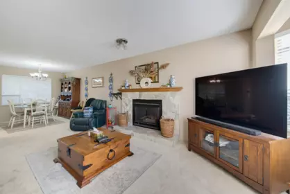 Breakfast Nook Photo of 36042 Southridge Place, Abbotsford, BC