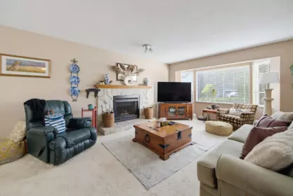 Kitchen Photo of 36042 Southridge Place, Abbotsford, BC