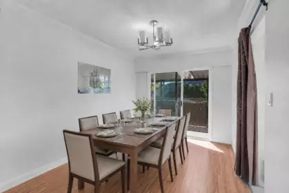 Breakfast Nook Photo of 7339 122a Street, Surrey, BC