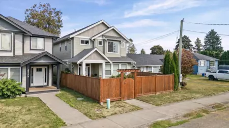 46181 Second Avenue, Chilliwack, BC, Chilliwack — Single Family Residence for sale