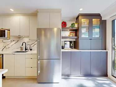 Kitchen Island Photo of 204 252 W 2nd Street, North Vancouver, BC