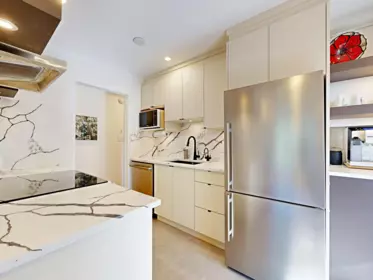Kitchen Photo of 204 252 W 2nd Street, North Vancouver, BC