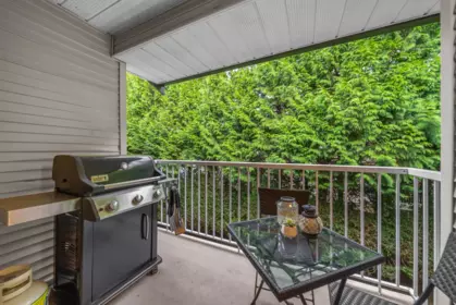 Laundry Room Photo of 23 34332 Maclure Road, Abbotsford, BC