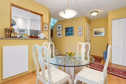 Breakfast Nook Photo of 1346 Walnut Street, Vancouver, BC