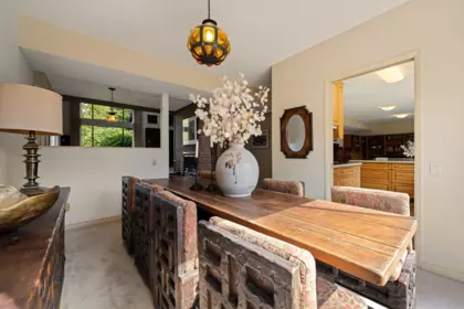 Entry Foyer Photo of 4248 W King Edward Avenue, Vancouver, BC