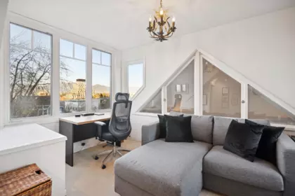 Office / Den Photo of 3814 W 11 Avenue, Vancouver, BC