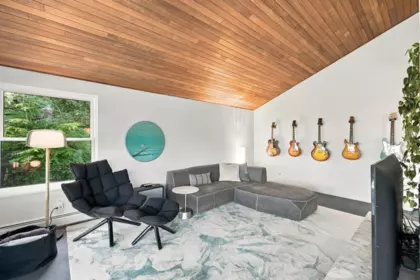 Family Room Photo of 330 N Gamma Avenue, Burnaby, BC