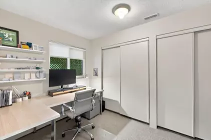 Office / Den Photo of 330 N Gamma Avenue, Burnaby, BC