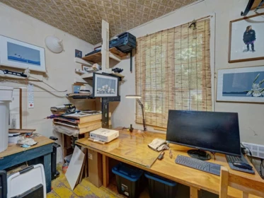 Office / Den Photo of 947 North Road, Gibsons, BC