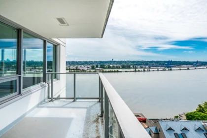 1811 988 Quayside Drive, New Westminster, BC, New Westminster — Apartment/Condo for sale