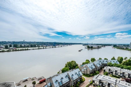 1811 988 Quayside Drive, New Westminster, BC, New Westminster — Apartment/Condo for sale