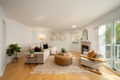 Family Room Photo of 105 20240 54a Avenue, Langley, BC