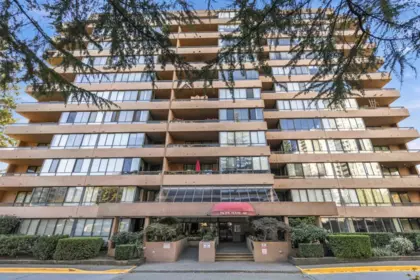 307 460 Westview Street, Coquitlam, BC, Coquitlam — Apartment/Condo for sale