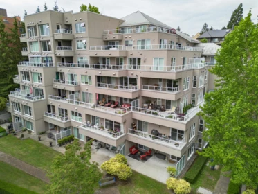 Swimming Pool Photo of 404 1400 View Crescent, Delta, BC