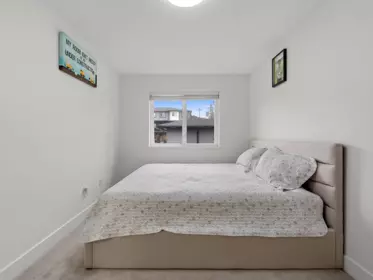 Basement Recreation Room Photo of 14002 60a Avenue, Surrey, BC