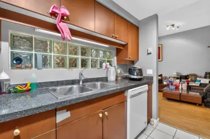 TH108 1288 Marinaside Crescent, Vancouver, BC, Vancouver — Townhouse for sale