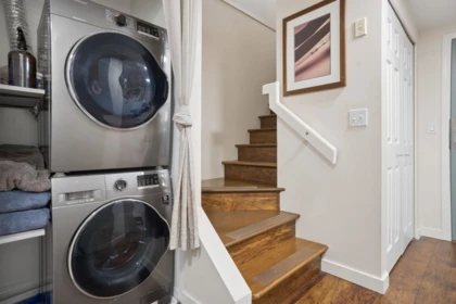 Mudroom Photo of 305 1707 Charles Street, Vancouver, BC