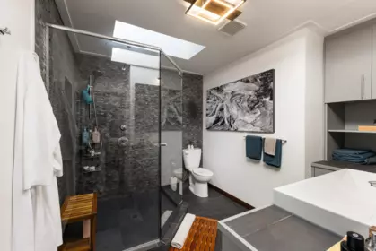 Guest Bathroom Photo of 350 Bayview Place, Lions Bay, BC