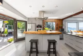 350 Bayview Place, Lions Bay, BC