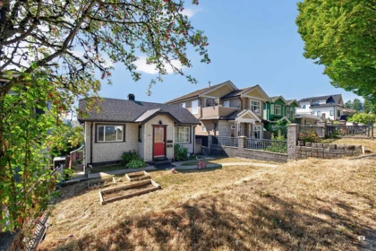 3184 E 8th Avenue, Vancouver, BC, Vancouver — Single Family Residence for sale