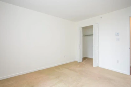Entry Foyer Photo of 909 6088 Minoru Boulevard, Richmond, BC