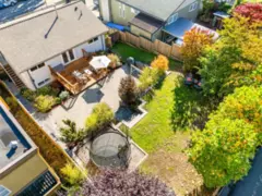 1147 Deep Cove Road, North Vancouver, BC
