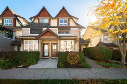 54 7155 189 Street, Surrey, BC, Surrey — Townhouse for sale