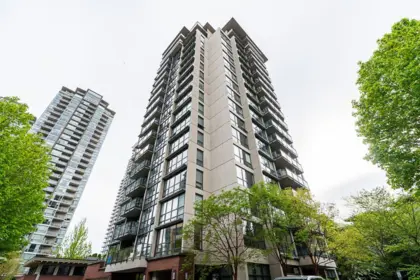 1203 2959 Glen Drive, Coquitlam, BC, Coquitlam — Apartment/Condo for sale