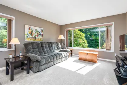 12375 Pilgrim Street, Mission, BC, Mission — Single Family Residence for sale