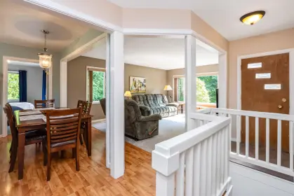 12375 Pilgrim Street, Mission, BC, Mission — Single Family Residence for sale