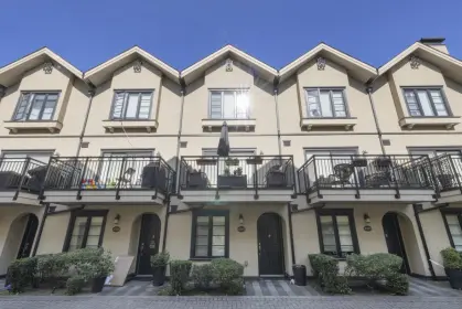 4340 Knight Street, Vancouver, BC, Vancouver — Townhouse for sale