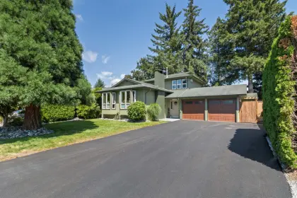12048 189a Street, Pitt Meadows, BC, Pitt meadows — Single Family Residence for sale