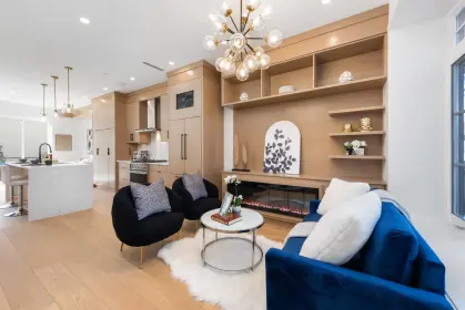 336 E 35th Avenue, Vancouver, BC, Vancouver — Half Duplex for sale