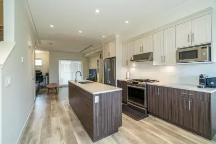 8 9080 No. 2 Road, Richmond, BC, Richmond — Townhouse for sale