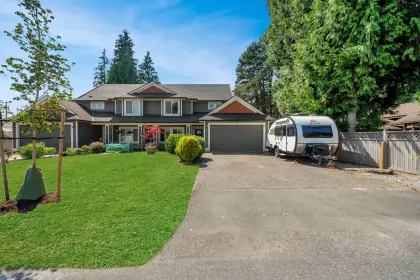 12157 214 Street, Maple Ridge, BC, Maple ridge — Half Duplex for sale