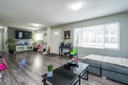 32515 George Ferguson Way, Abbotsford, BC, Abbotsford — Single Family Residence for sale
