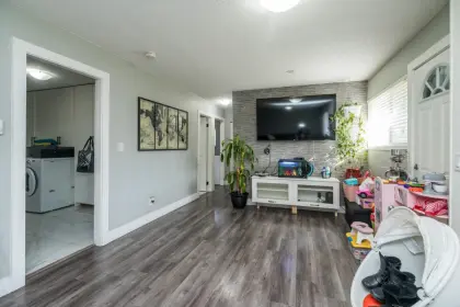 32515 George Ferguson Way, Abbotsford, BC, Abbotsford — Single Family Residence for sale