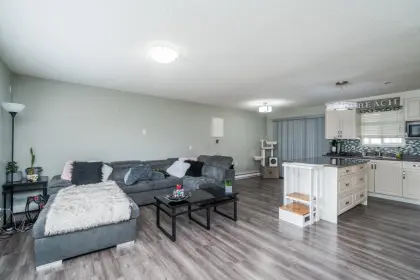 32515 George Ferguson Way, Abbotsford, BC, Abbotsford — Single Family Residence for sale