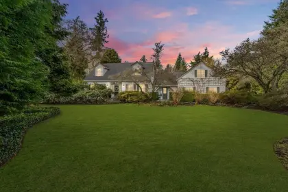 16885 23 Avenue, Surrey, BC, Surrey — Single Family Residence for sale
