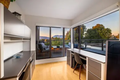 403 2160 Cornwall Avenue, Vancouver, BC, Vancouver — Apartment/Condo for sale