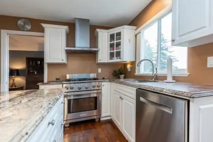 35692 Timberlane Drive, Abbotsford, BC, Abbotsford — Single Family Residence for sale