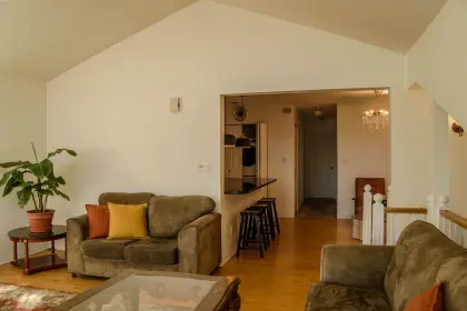 254 W 5th Street, North Vancouver, BC, North vancouver — Half Duplex for sale