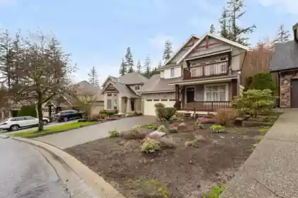 118 Hawthorn Drive, Port Moody, BC, Port Moody — Single Family Residence for sale