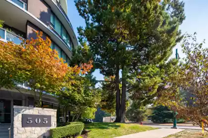 207 505 W 30th Avenue, Vancouver, BC
