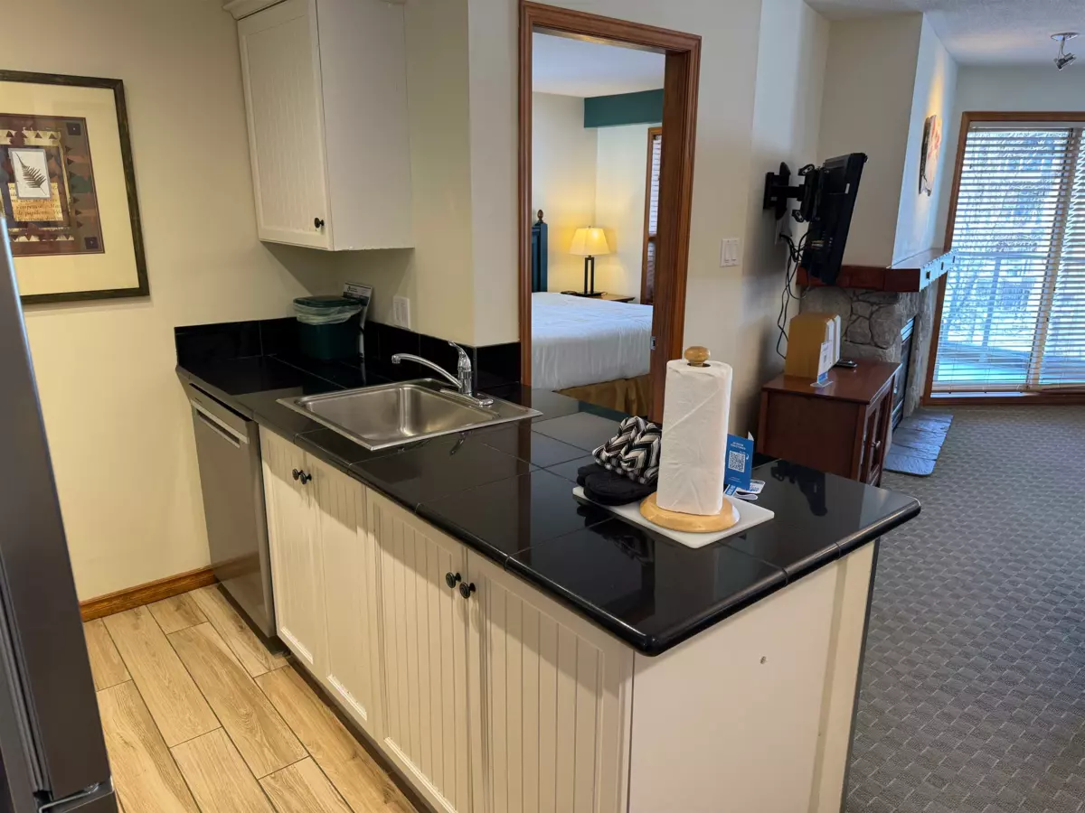 Primary Bathroom Photo of 363(39) 4800 Spearhead Drive, Whistler, BC