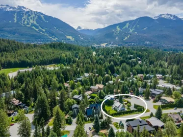 6436 Toad Hollow, Whistler, BC, Whistler — Single Family Residence for sale