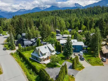 6436 Toad Hollow, Whistler, BC, Whistler — Single Family Residence for sale