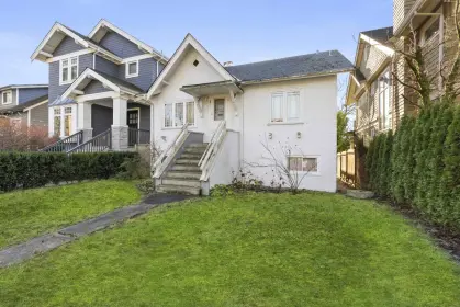 3782 W 37th Avenue, Vancouver, BC, Vancouver — Single Family Residence for sale