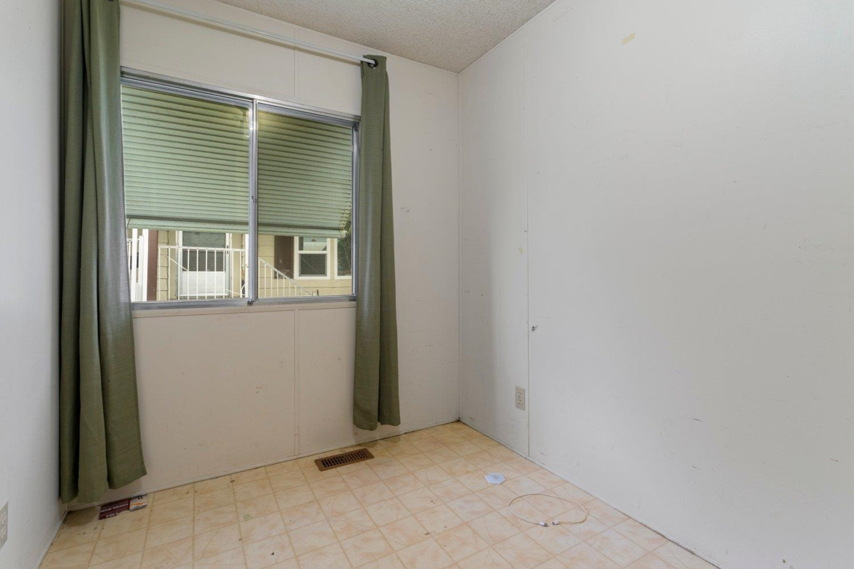 Basement Recreation Room Photo of 91 3300 Horn Street, Abbotsford, BC