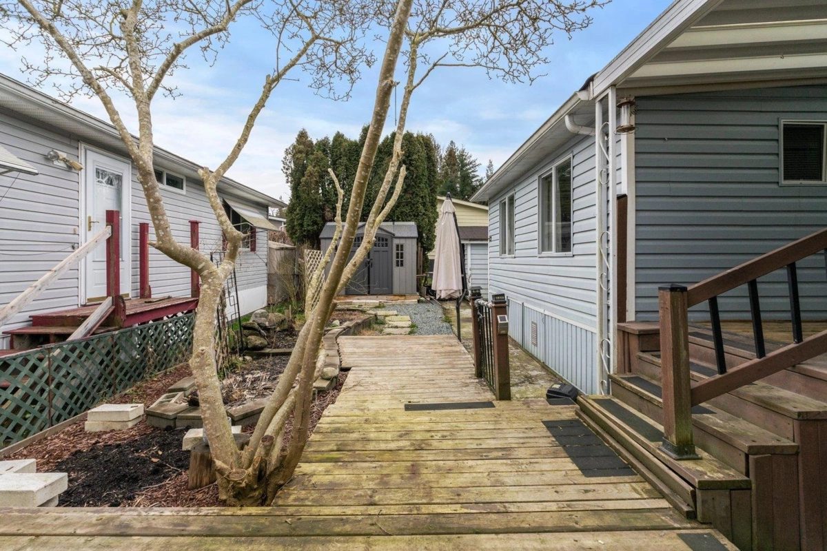 Dining Area Photo of 91 3300 Horn Street, Abbotsford, BC